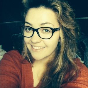 Meet your Posher, Alexandra